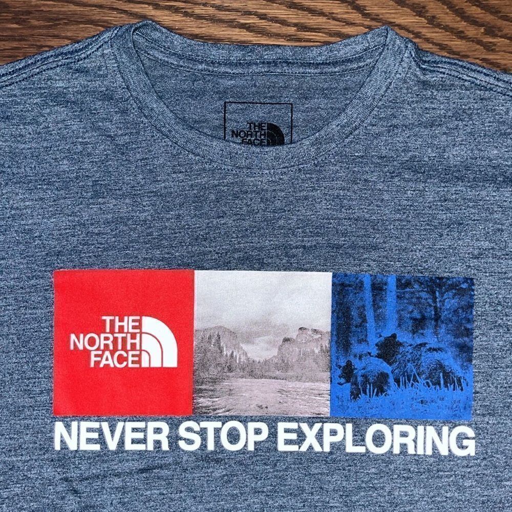 The North Face half dome Print Logo T-Shirt heather blu trail hike Mens T shirt